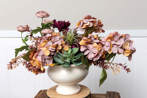 by_desertdusk-hydrangea-peony-ranunculus-echeveria-dawson